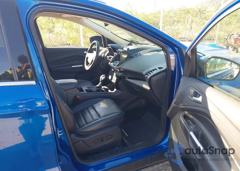 2019 Ford Escape Titanium из США, поврежденный, VIN 1FMCU9J98KUB51209